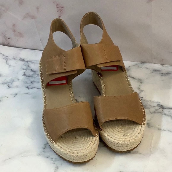 New Eileen Fisher Espadrilles Sandal Velcro Strap-on, Tan, Size 9 - Picture 1 of 5